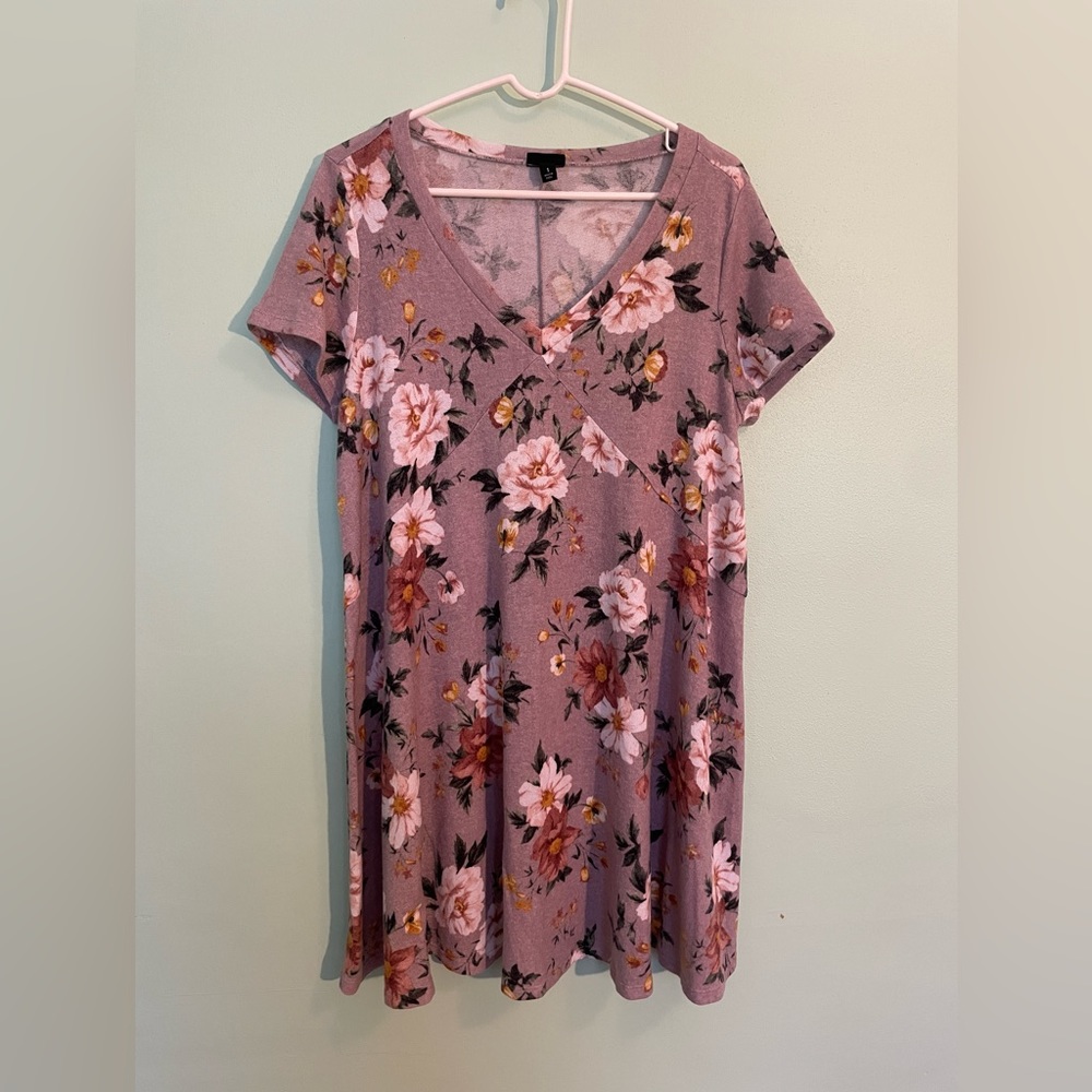 Torrid Super Soft Plush Lilac Purple Floral Trapeze Dress, Size 1